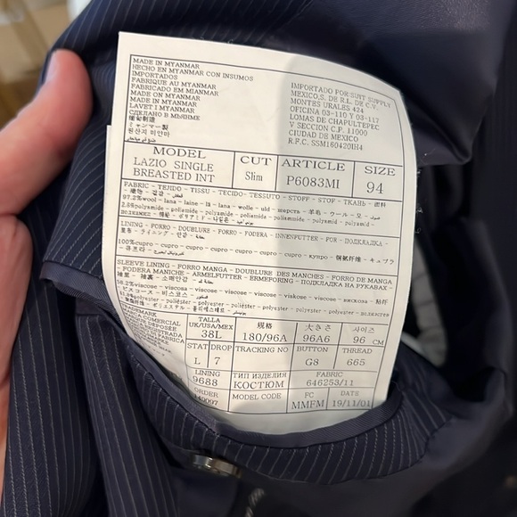 Suitsupply Lazio Navy Pinstripe Suit - Picture 5 of 5